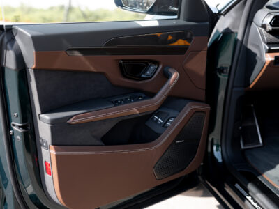Lamborghini Urus lamborghini urus se web res 19