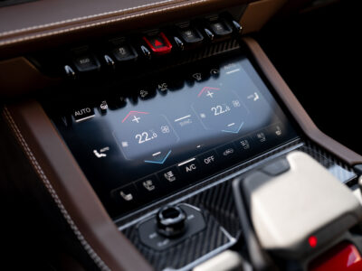 Lamborghini Urus lamborghini urus se web res 33