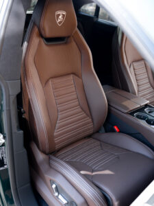 Lamborghini Urus lamborghini urus se web res 39